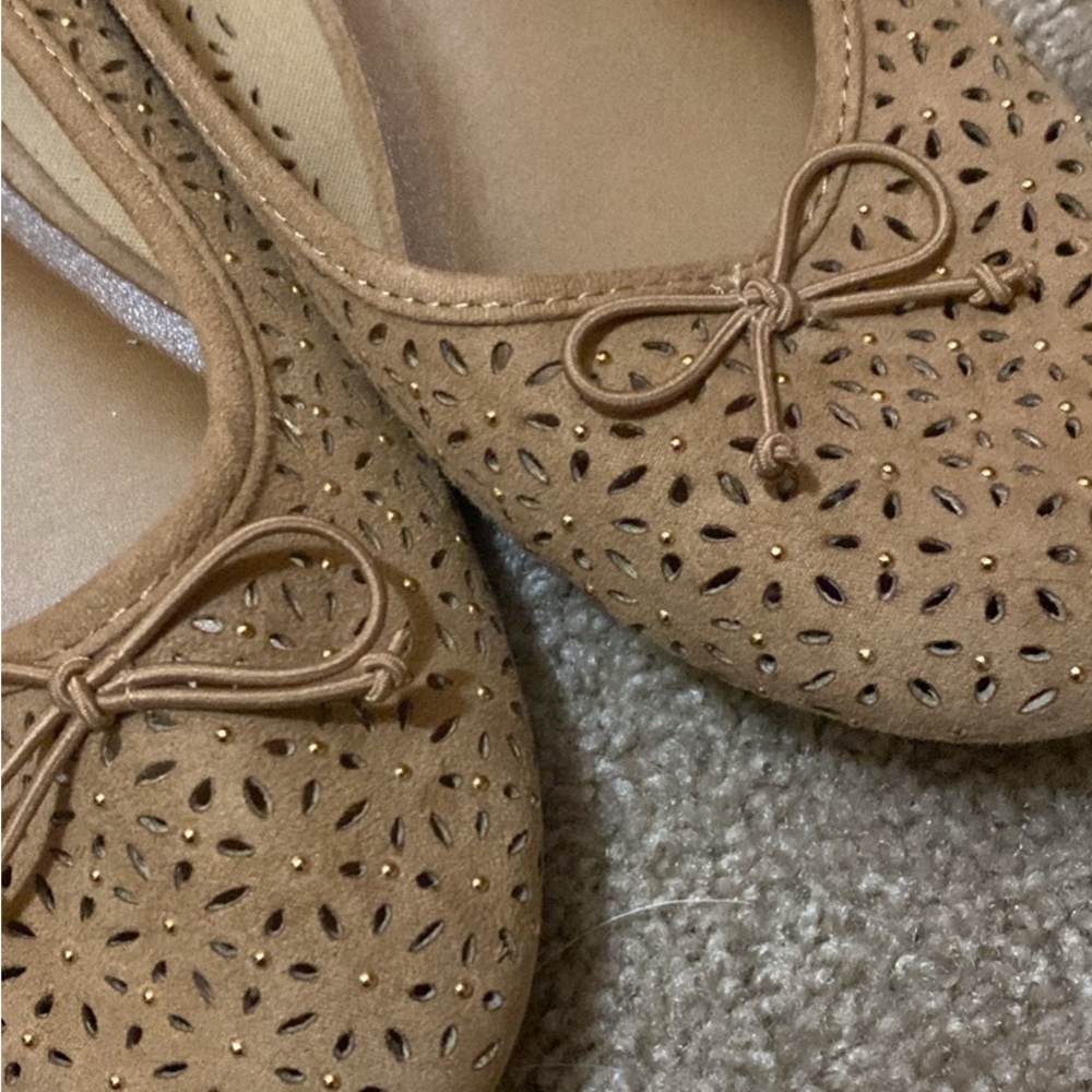 Seychelles Women's Brown Perforated Flats - Picture 2 of 6